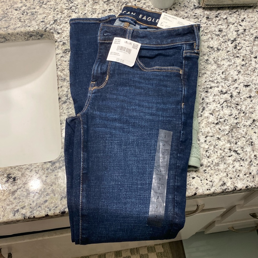 American Eagle jeans size 2 dark denim